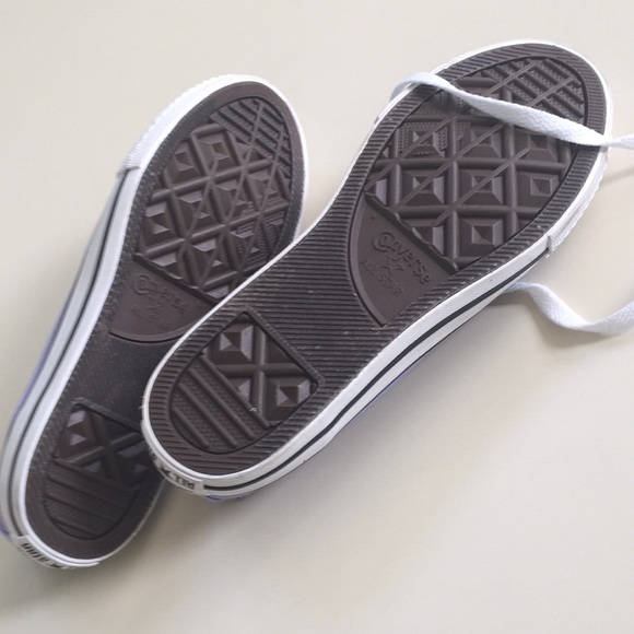 Converse Allstars Shoes - Picture 5 of 7